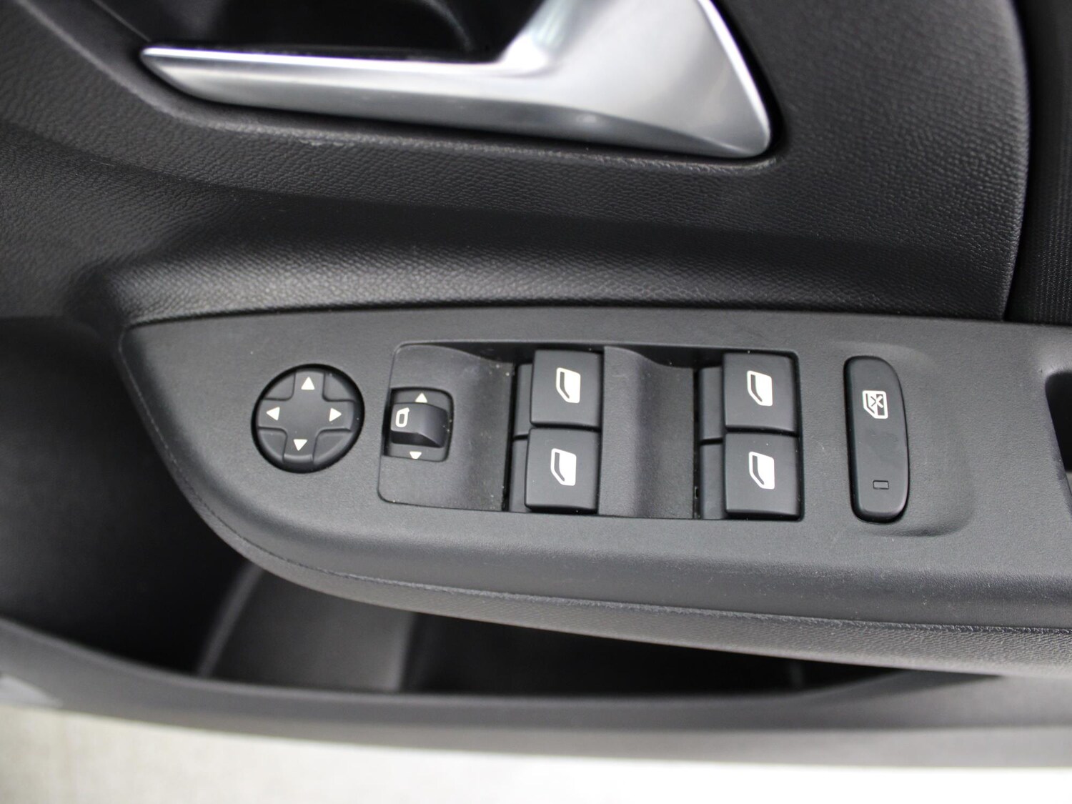 Used Vauxhall Corsa 2023 for sale - 77615784: Photo 34