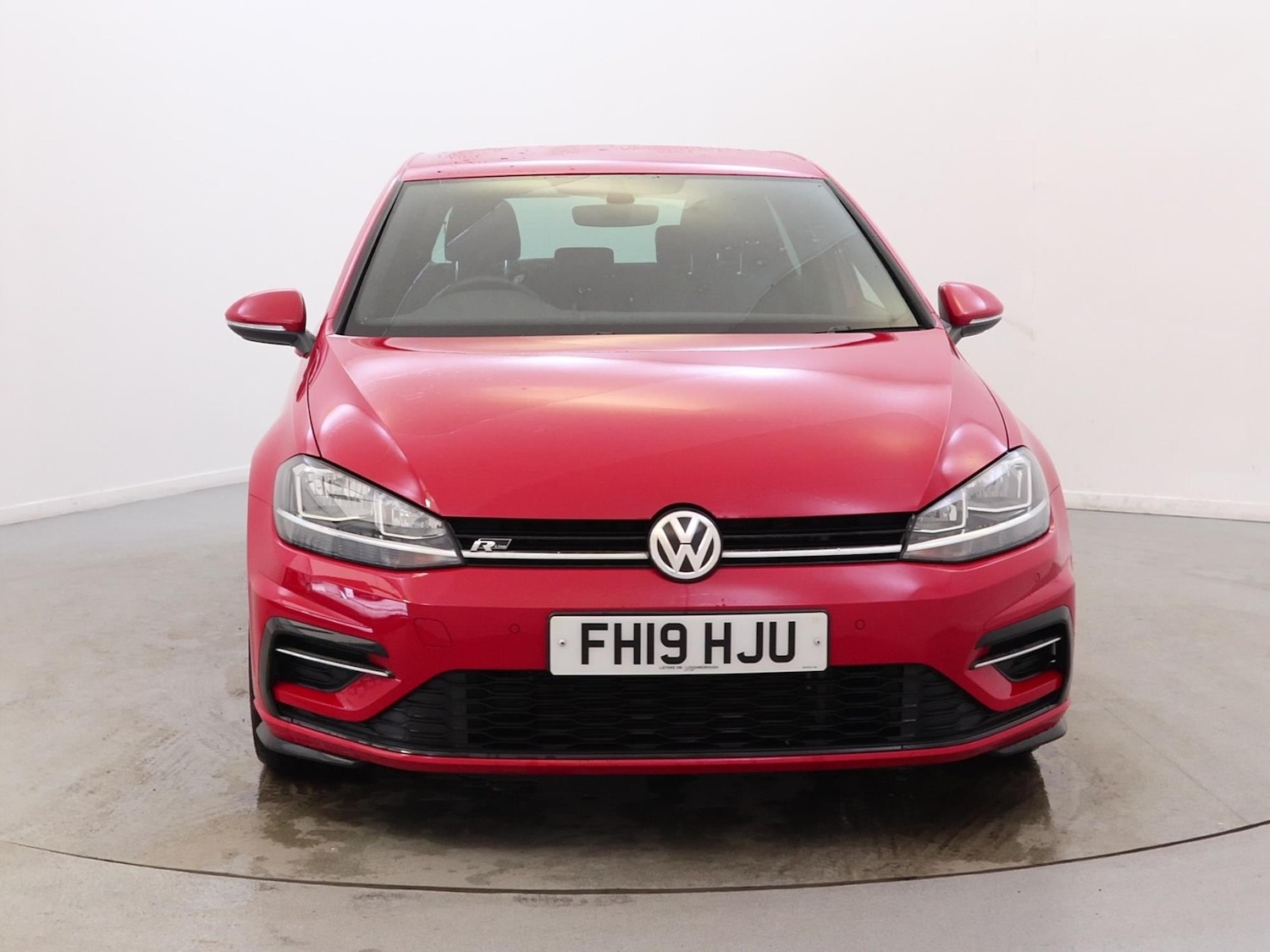 Used Volkswagen Golf 2019 for sale - 78210888: Photo 2
