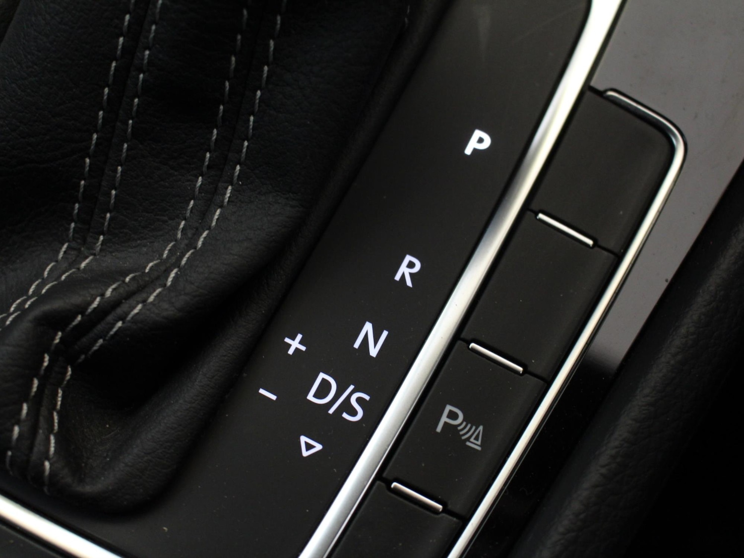 Used Volkswagen Golf 2019 for sale - 78210888: Photo 23