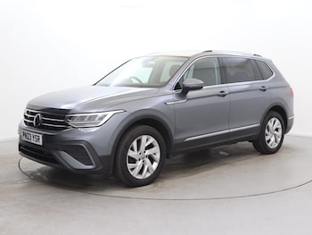 Used Volkswagen Tiguan Allspace 2023 for sale - 78122448: Photo