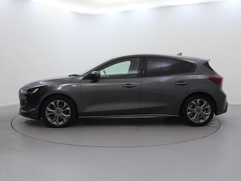 Used Ford Focus 2023 for sale - 75850189: Photo