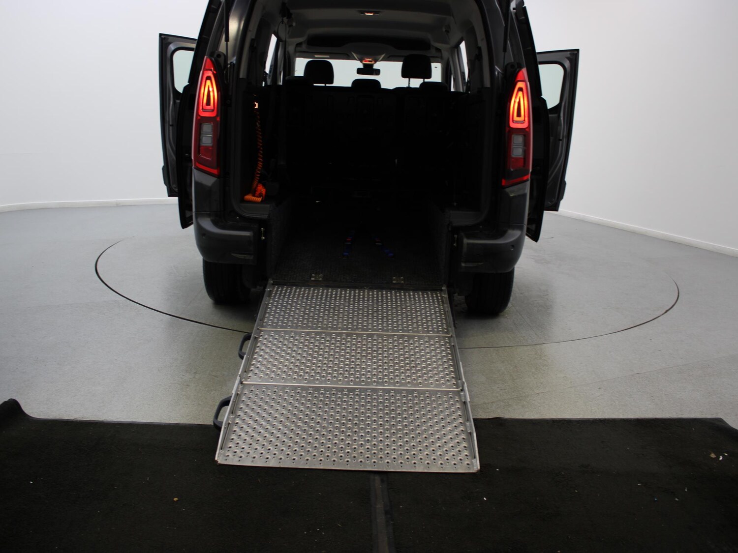 Used Citroen Berlingo 2021 for sale - 77398013: Photo 44