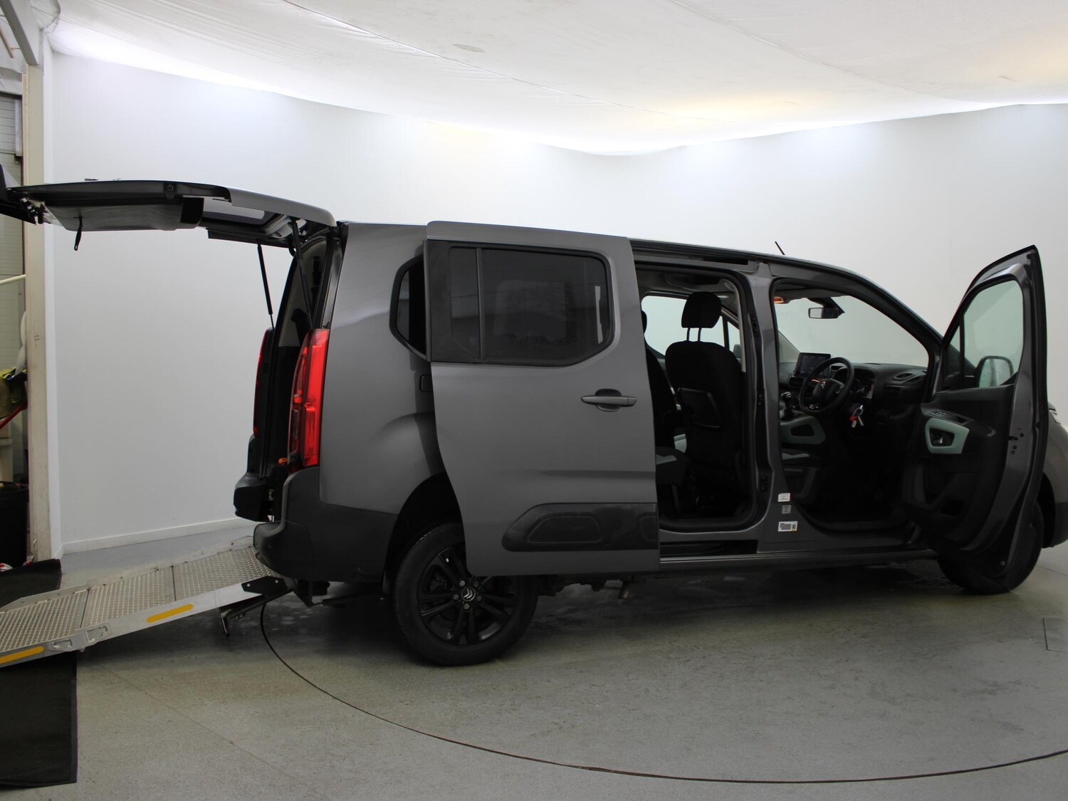 Used Citroen Berlingo 2021 for sale - 77398013: Photo 47