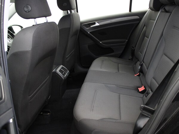 Used Volkswagen Golf 2017 for sale - 76077428: Photo 10