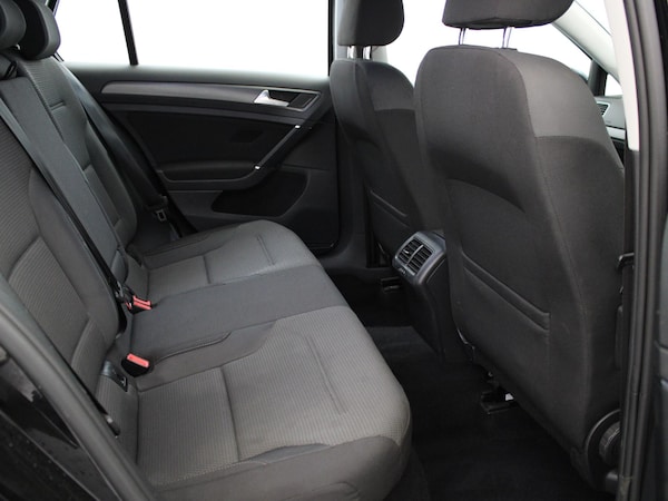 Used Volkswagen Golf 2017 for sale - 76077428: Photo 11