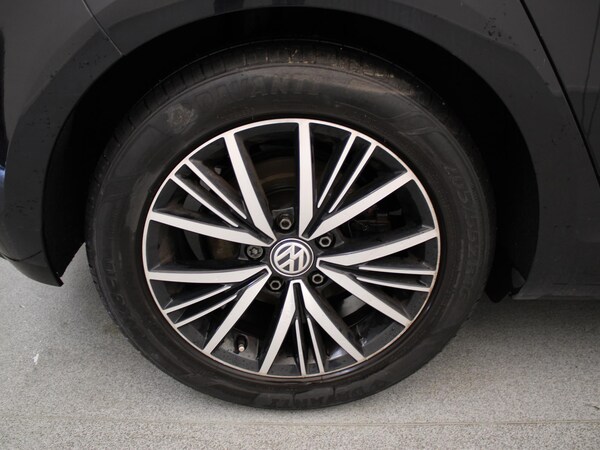 Used Volkswagen Golf 2017 for sale - 76077428: Photo 33