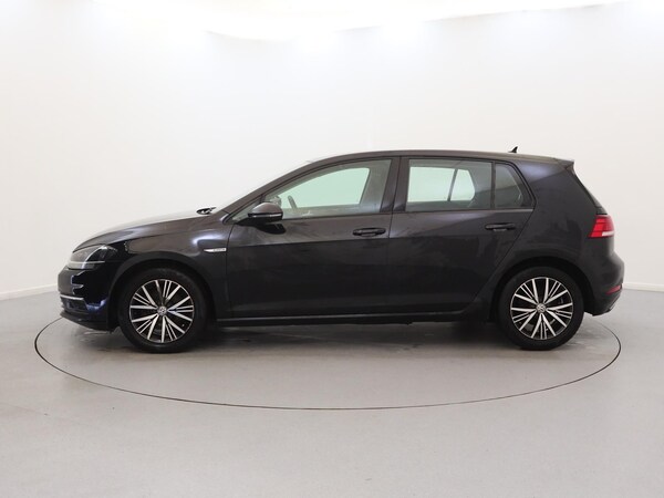 Used Volkswagen Golf 2017 for sale - 76077428: Photo 4