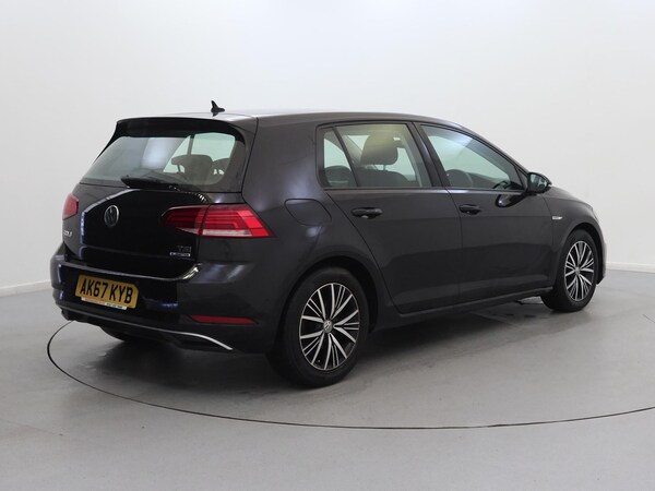 Used Volkswagen Golf 2017 for sale - 76077428: Photo 5