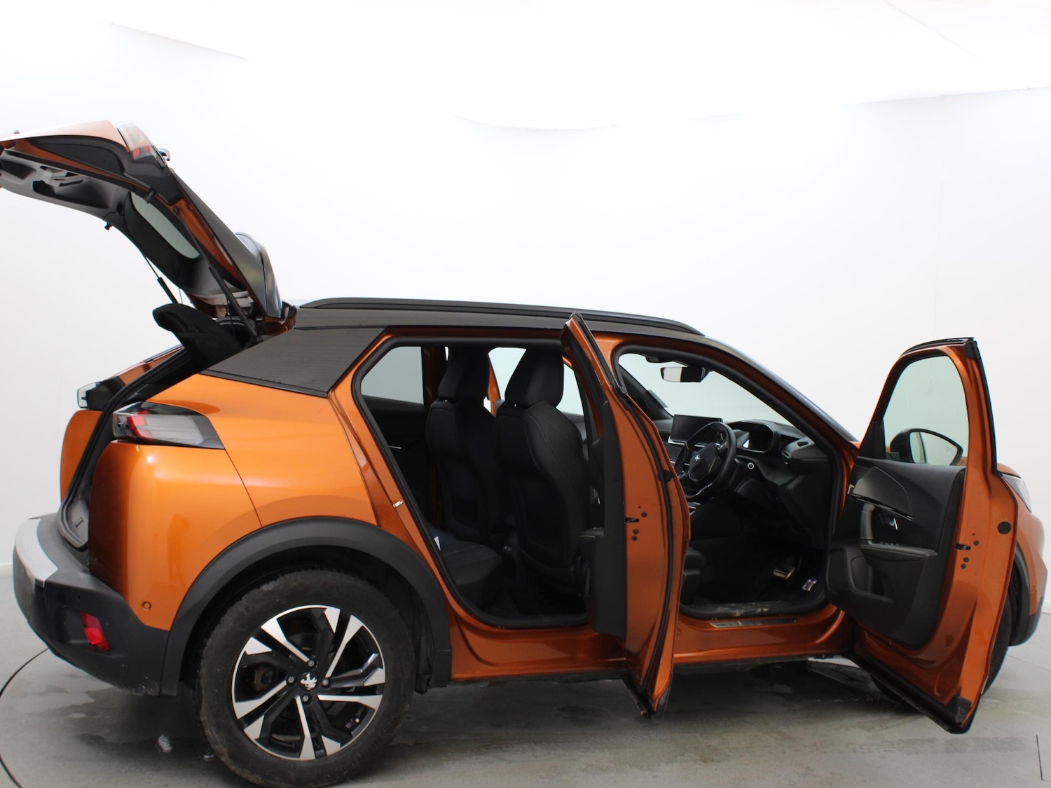 Used Peugeot 2008 2022 for sale - 77206650: Photo 28