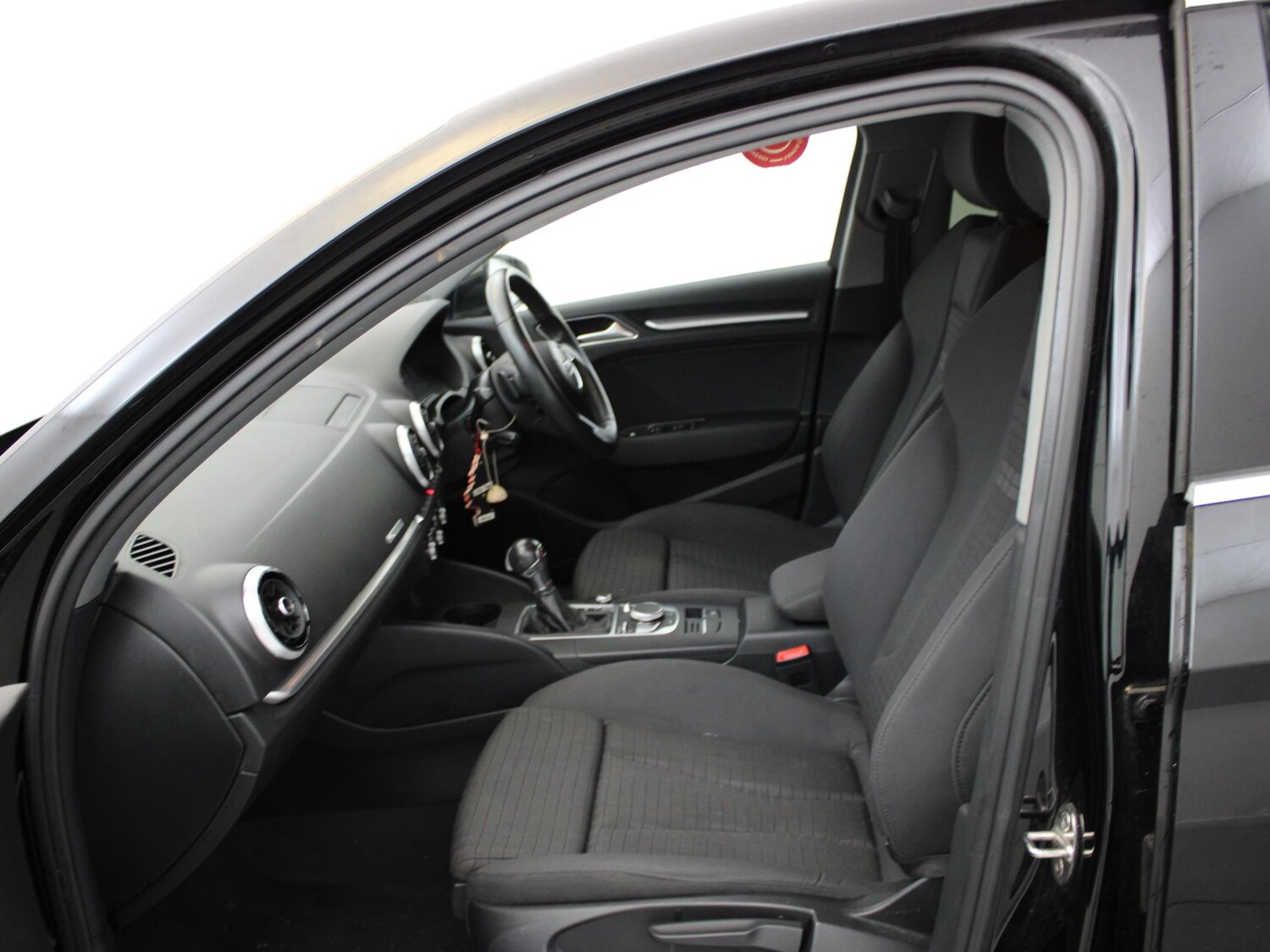 Used Audi A3 2017 for sale - 77996411: Photo 10