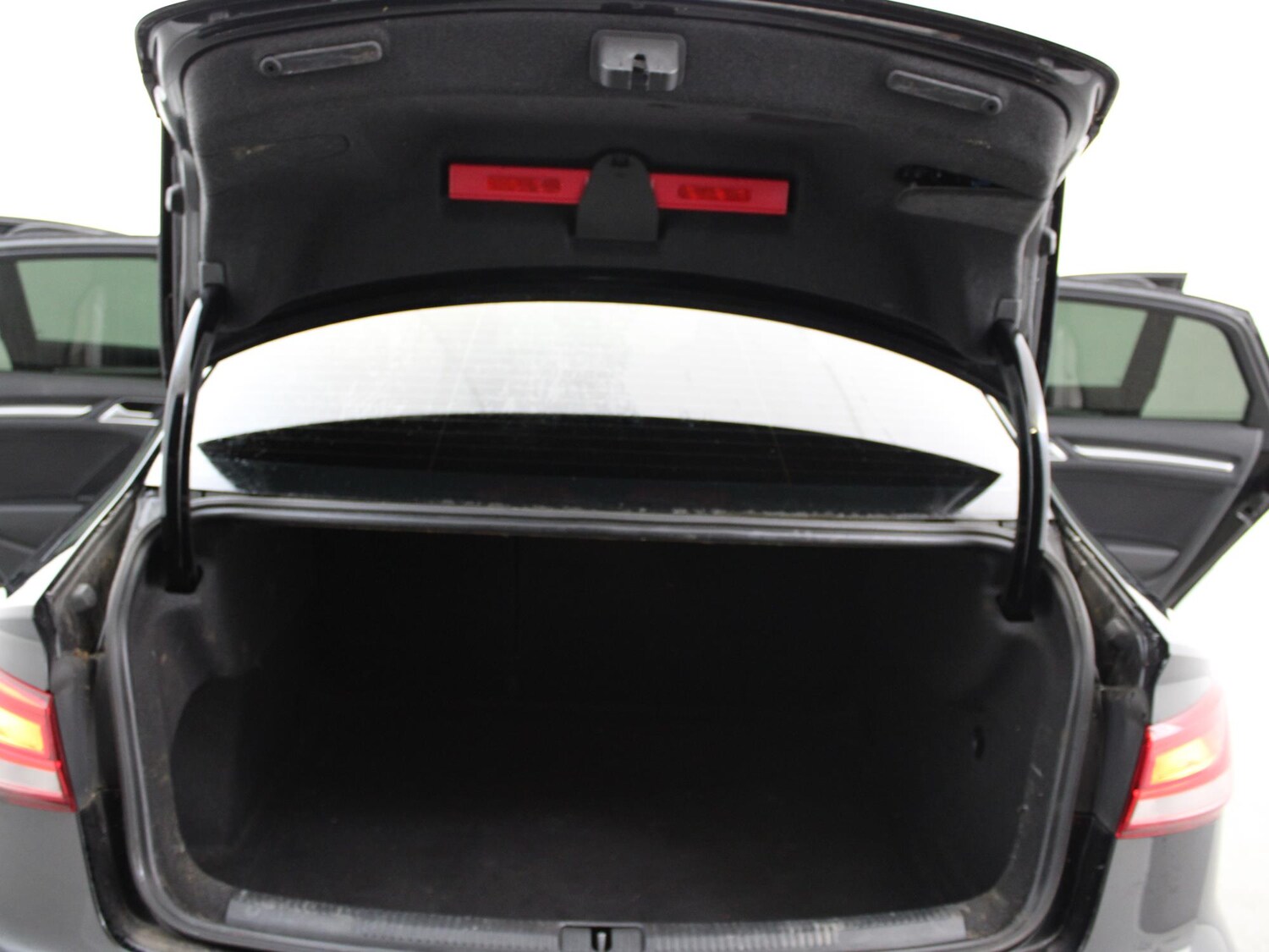 Used Audi A3 2017 for sale - 77996411: Photo 30