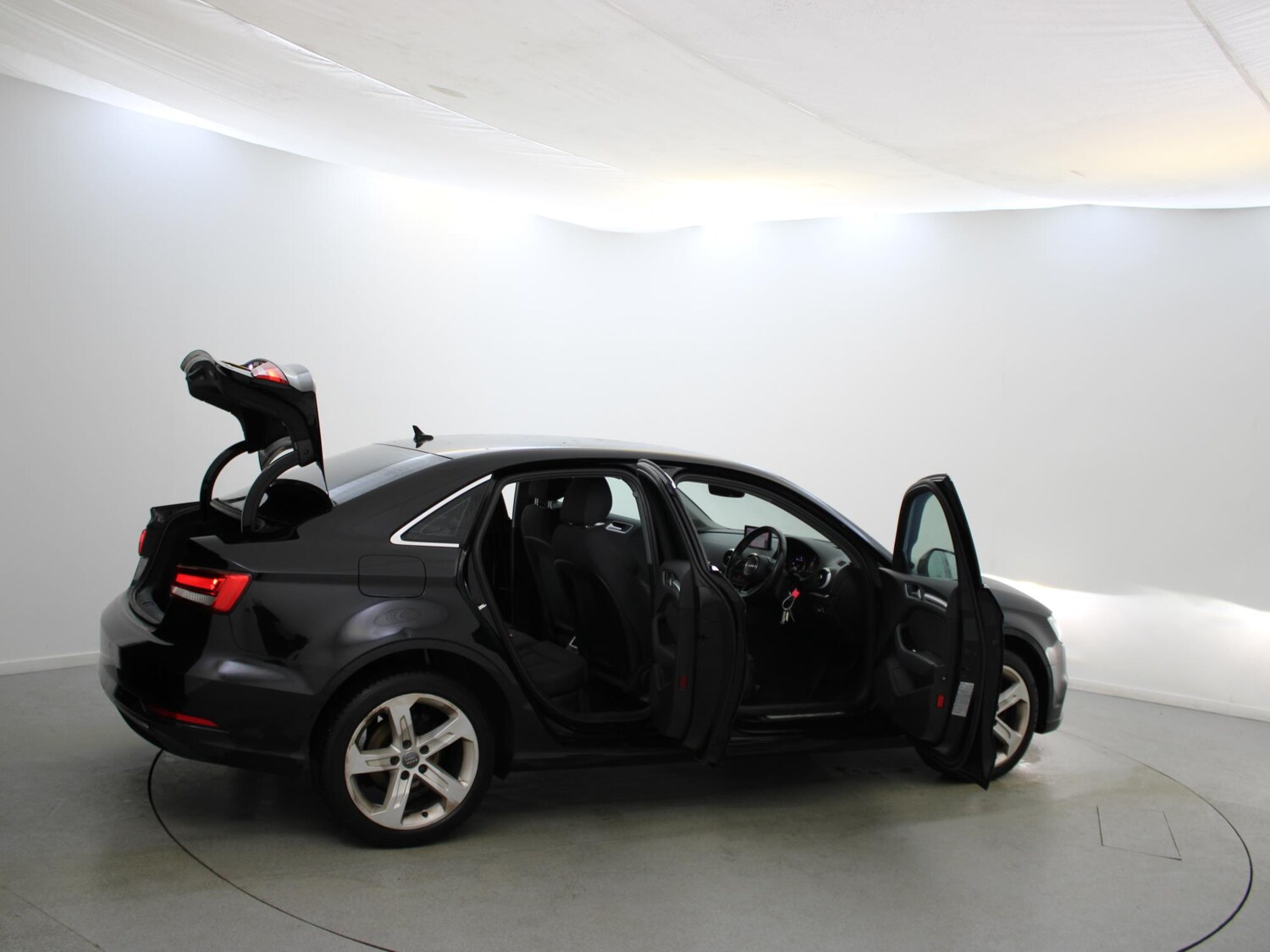 Used Audi A3 2017 for sale - 77996411: Photo 31