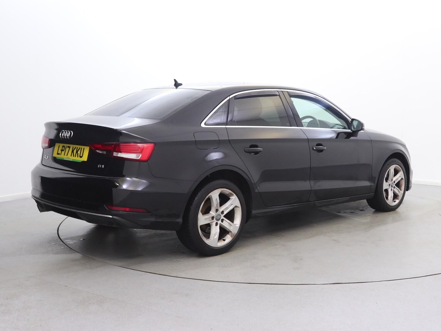 Used Audi A3 2017 for sale - 77996411: Photo 5