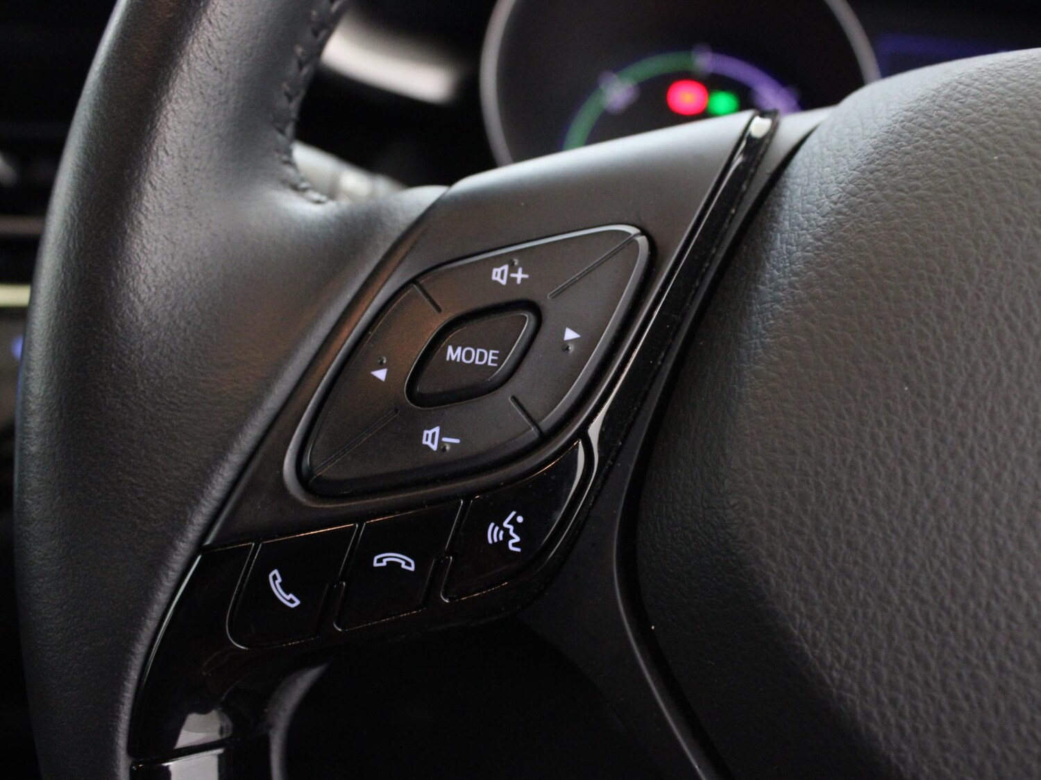 Used Toyota C-HR 2022 for sale - 76515846: Photo 14