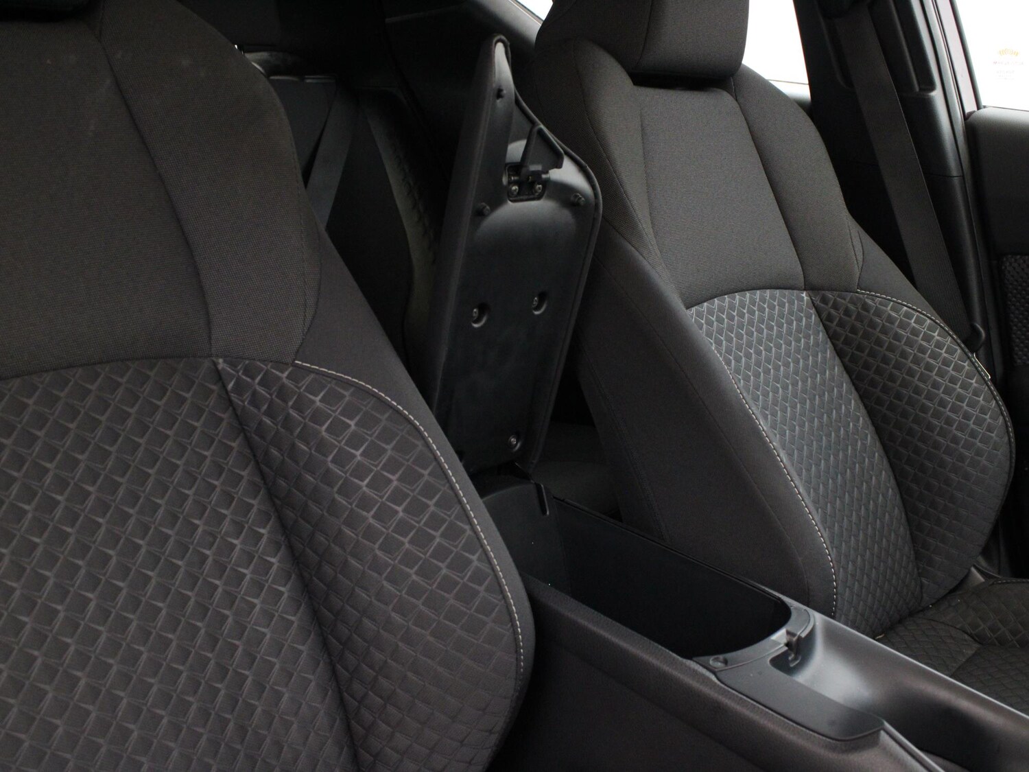 Used Toyota C-HR 2022 for sale - 76515846: Photo 22