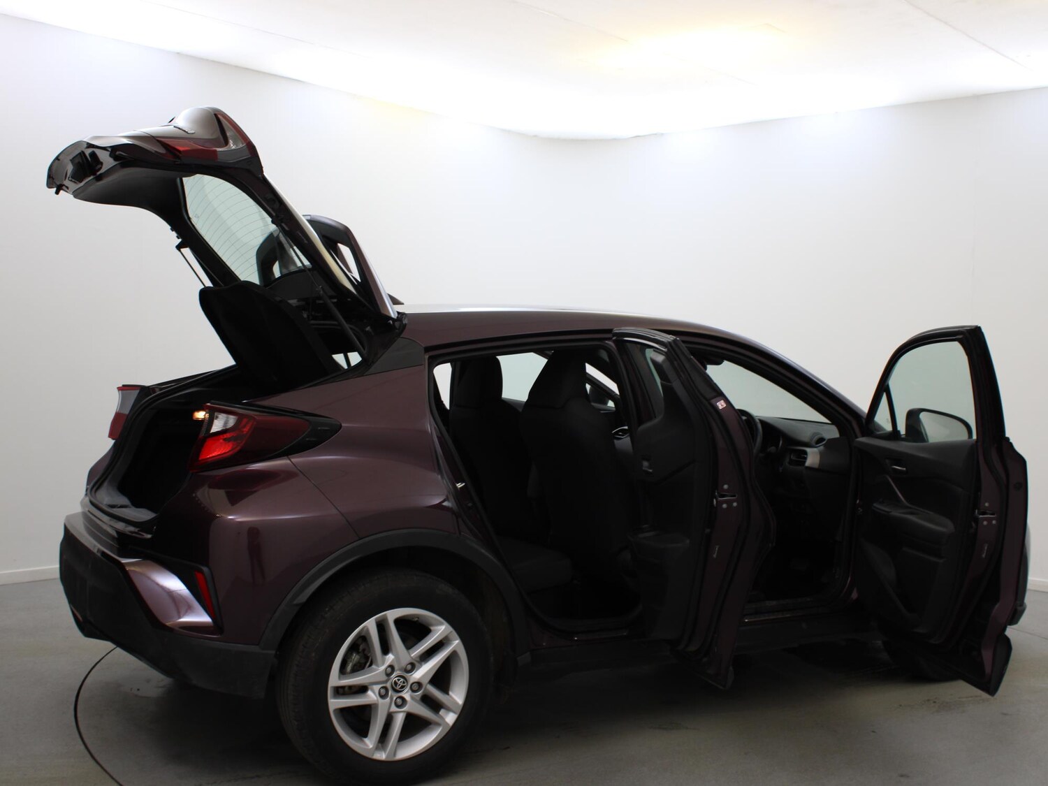 Used Toyota C-HR 2022 for sale - 76515846: Photo 23