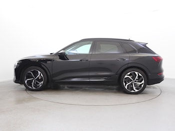 Used Audi e-tron 2022 for sale - 78692191: Photo