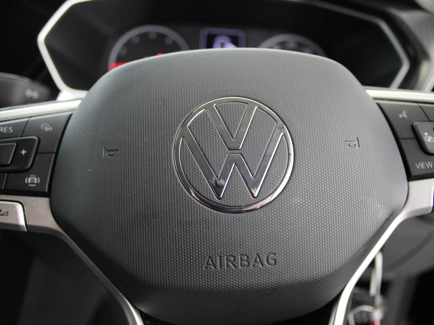 Used Volkswagen T-Cross 2021 for sale - 76916396: Photo 32