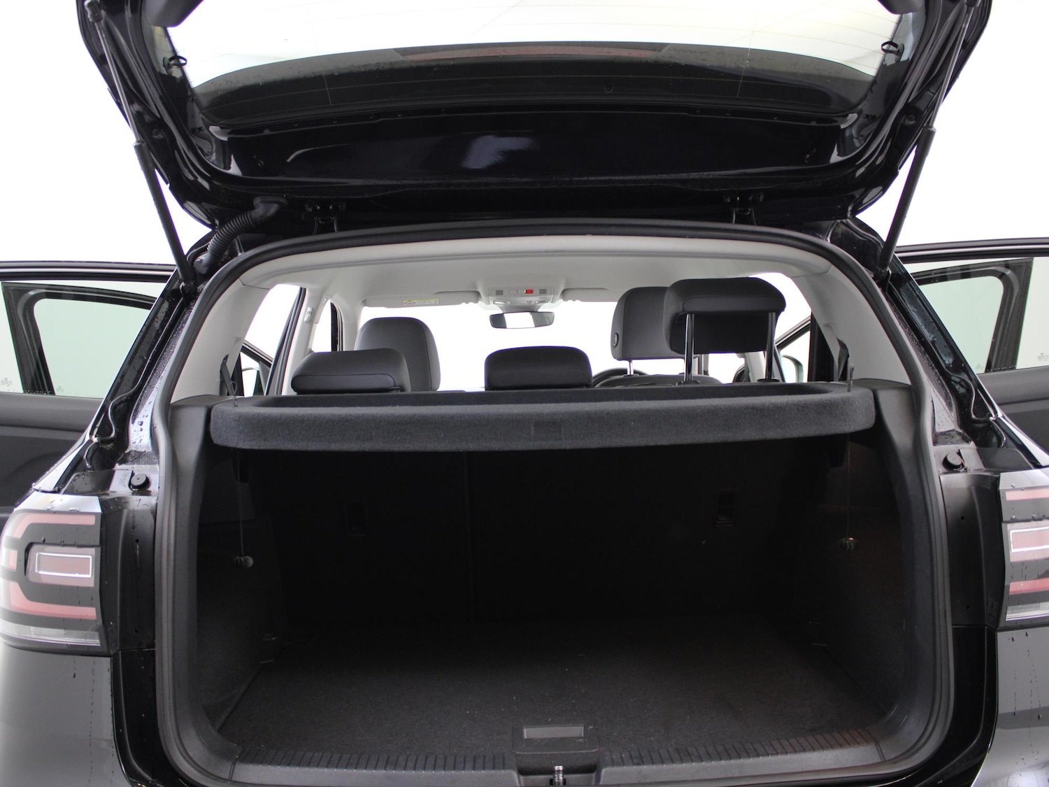 Used Volkswagen T-Cross 2021 for sale - 76916396: Photo 38