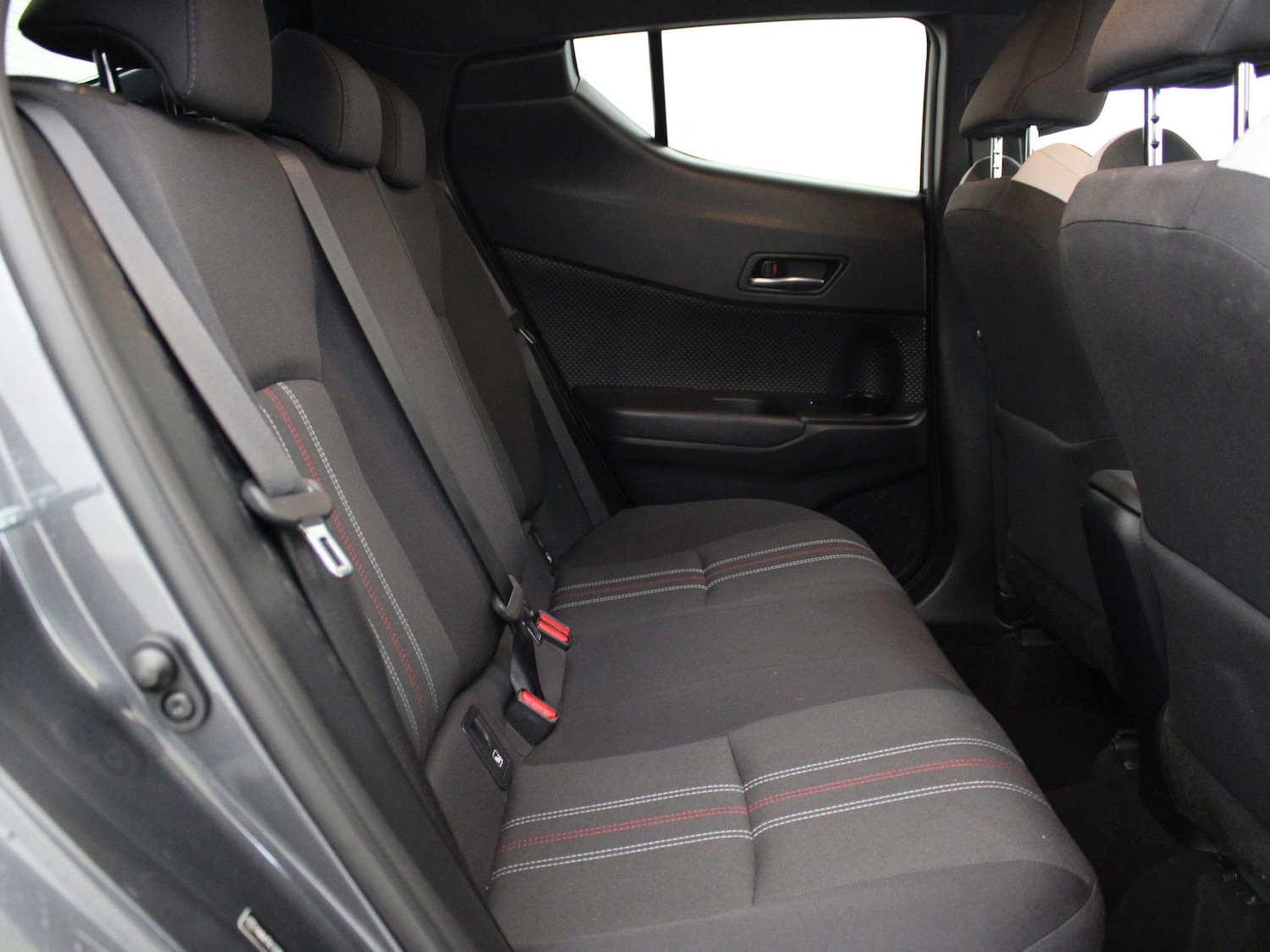 Used Toyota C-HR 2022 for sale - 77076845: Photo 12