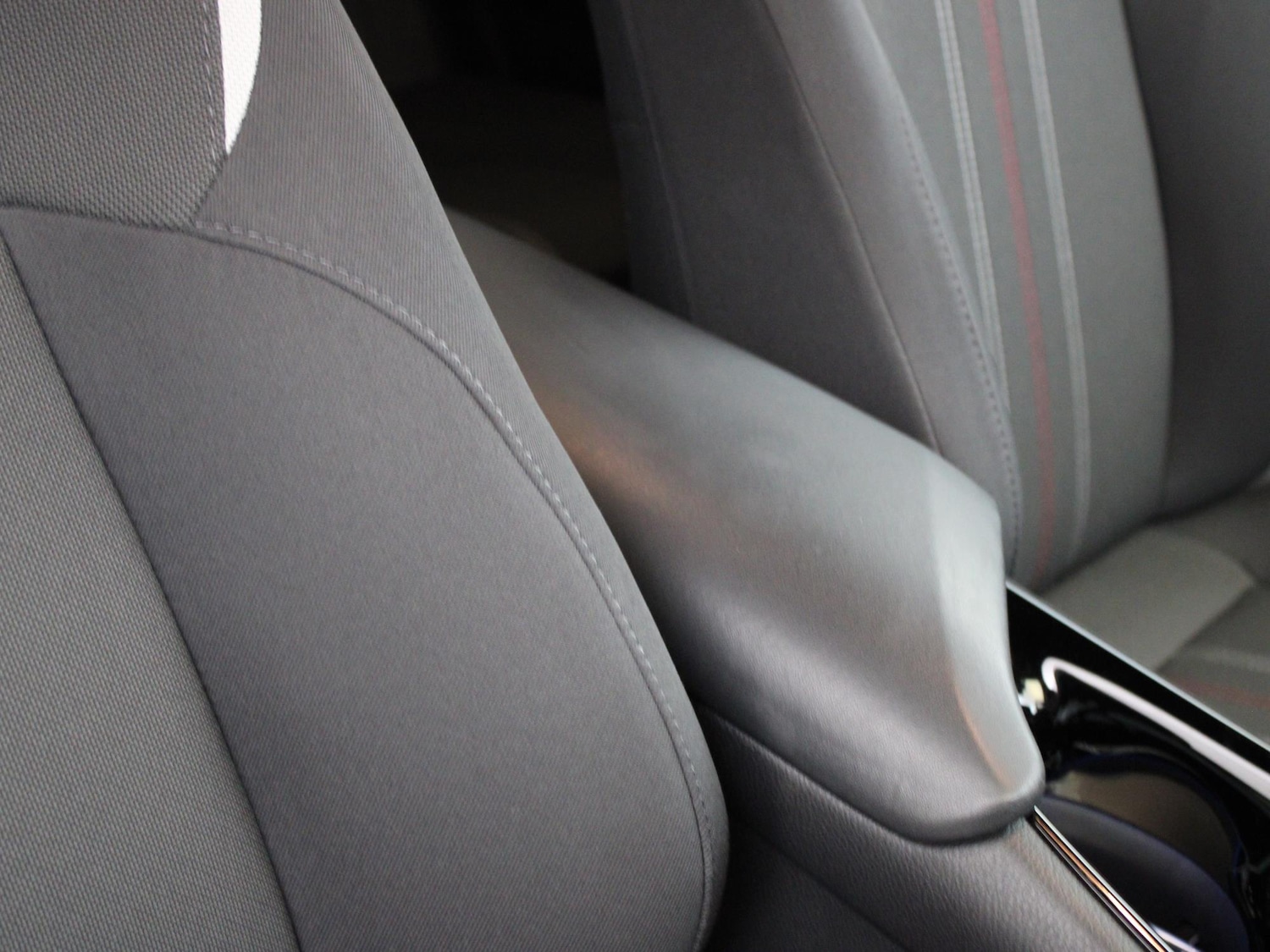 Used Toyota C-HR 2022 for sale - 77076845: Photo 26