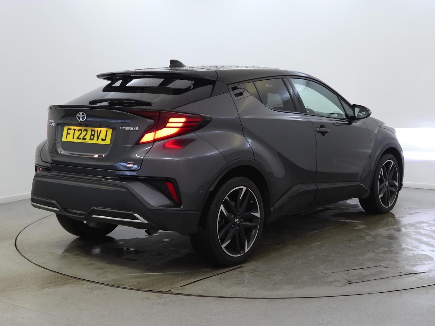 Used Toyota C-HR 2022 for sale - 77076845: Photo 5