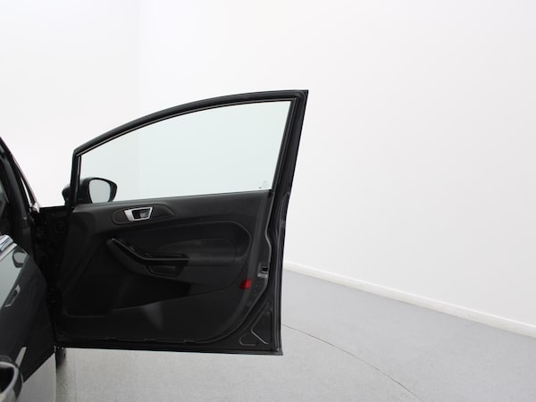 Used Ford Fiesta 2016 for sale - 76158004: Photo 27