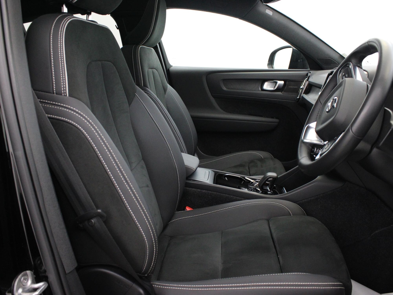 Used Volvo C40 2022 for sale - 77294430: Photo 9