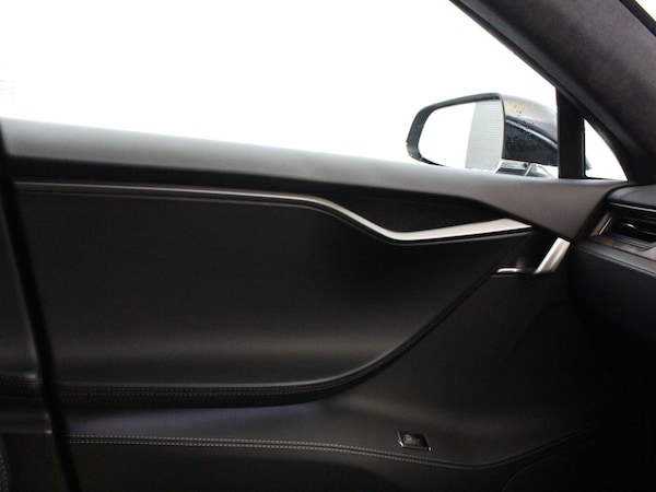Used Tesla Model S 2020 for sale - 75536262: Photo 28
