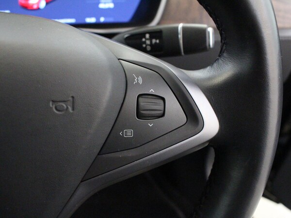 Used Tesla Model S 2020 for sale - 75536262: Photo 32