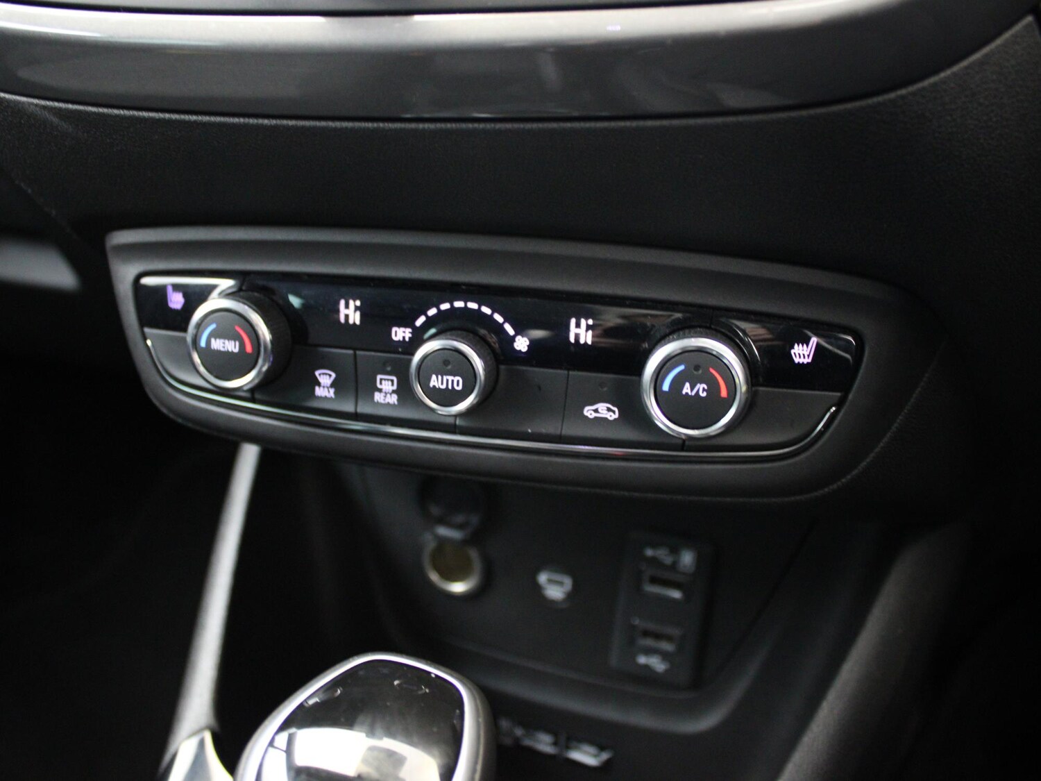 Used Vauxhall Crossland 2021 for sale - 77472819: Photo 21