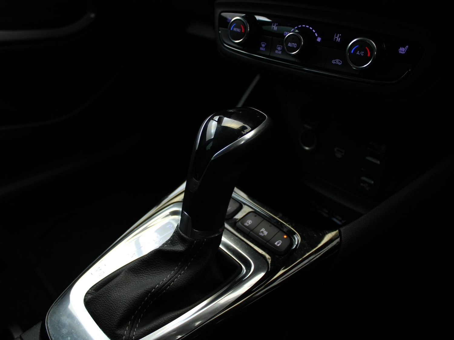 Used Vauxhall Crossland 2021 for sale - 77472819: Photo 24