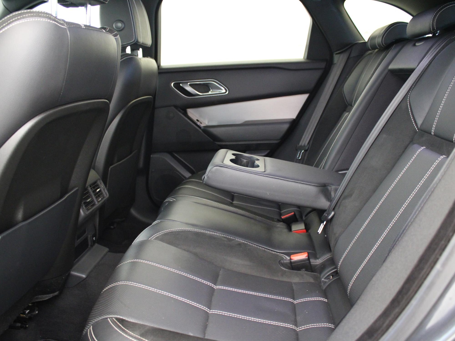 Used Land Rover Range Rover Velar 2018 for sale - 77000528: Photo 12