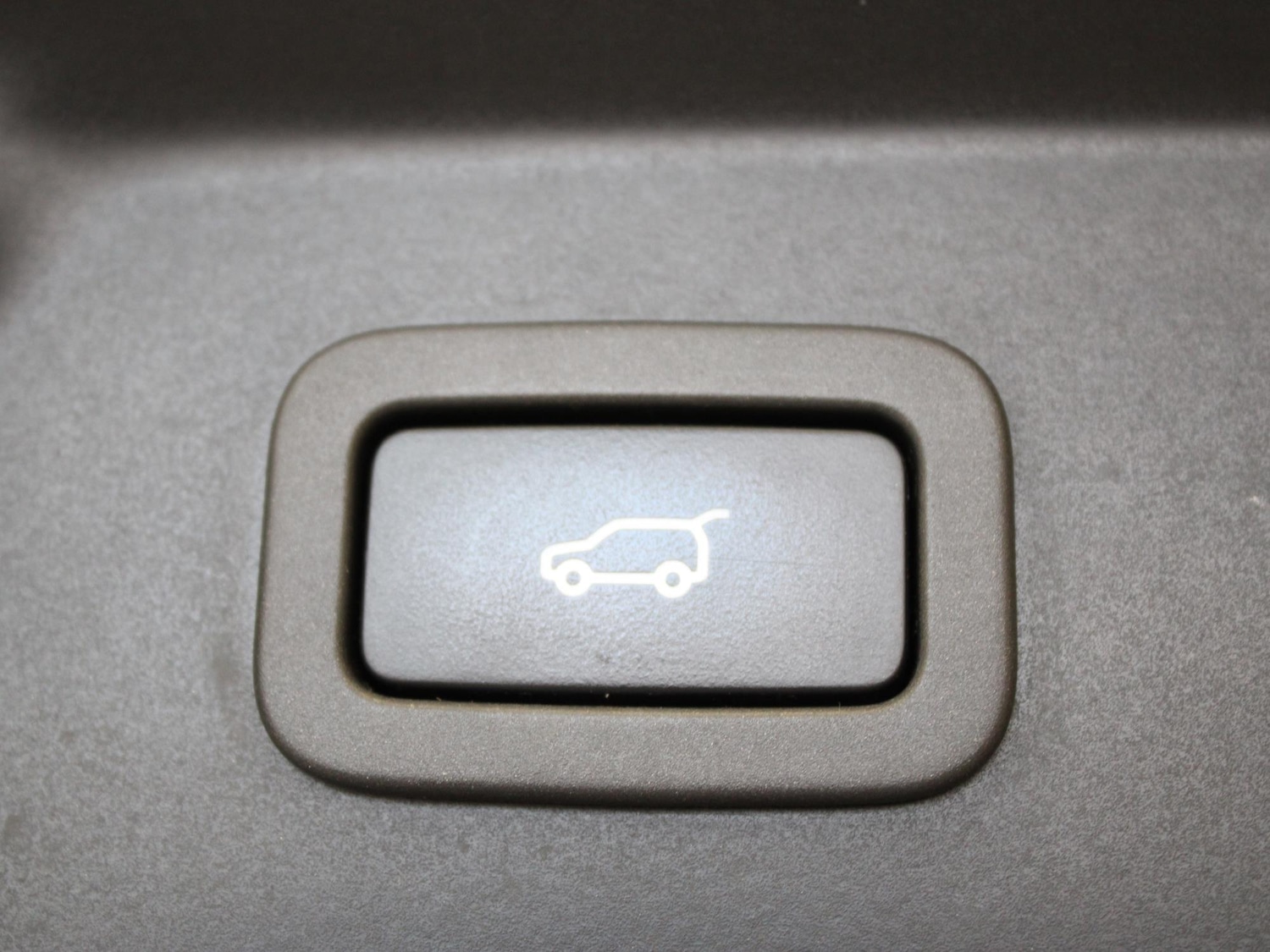 Used Land Rover Range Rover Velar 2018 for sale - 77000528: Photo 29