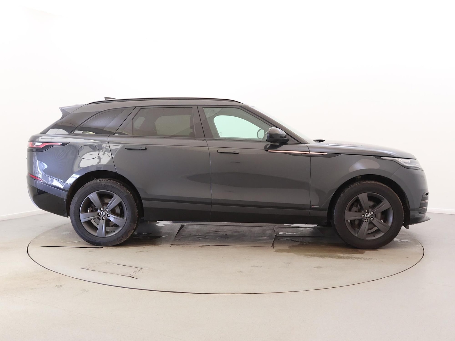 Used Land Rover Range Rover Velar 2018 for sale - 77000528: Photo 8