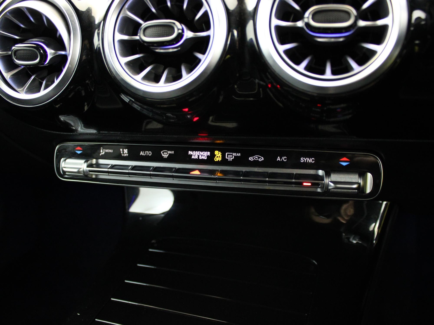 Used Mercedes-Benz CLA 2021 for sale - 76662161: Photo 26