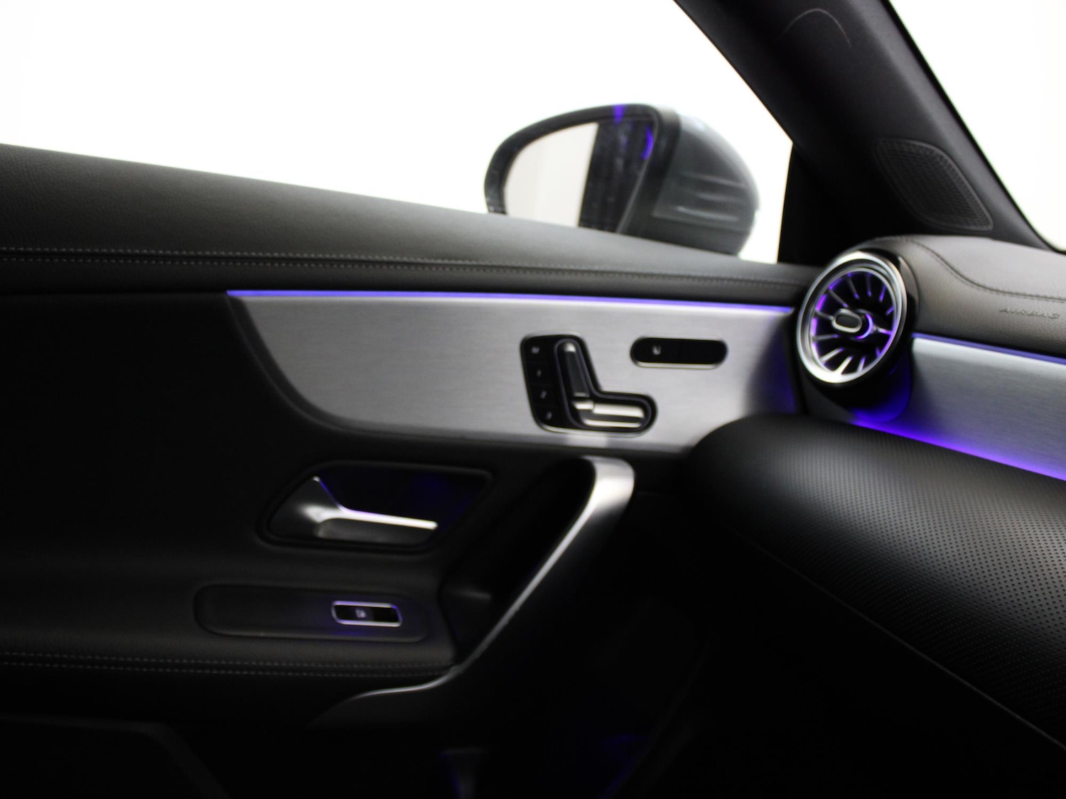 Used Mercedes-Benz CLA 2021 for sale - 76662161: Photo 28