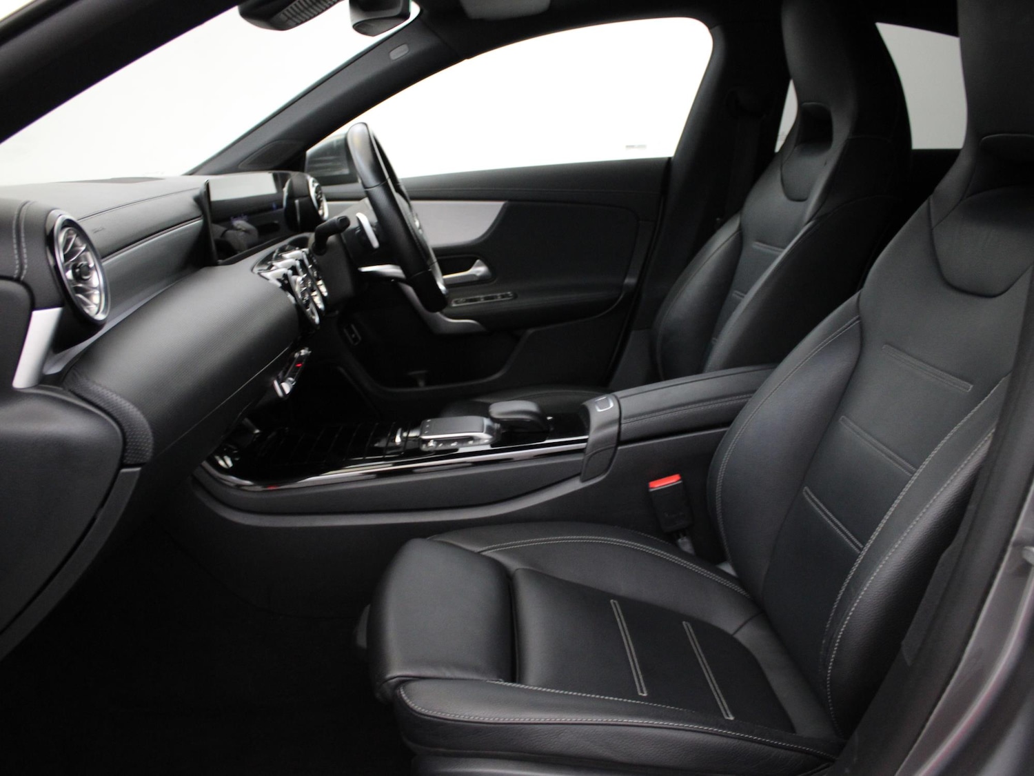 Used Mercedes-Benz CLA 2021 for sale - 76662161: Photo 9