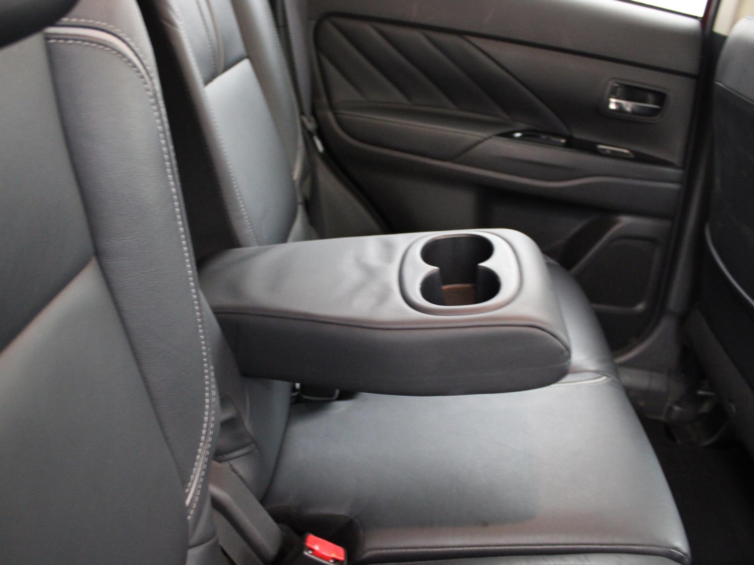 Used Mitsubishi Outlander 2017 for sale - 77842919: Photo 13