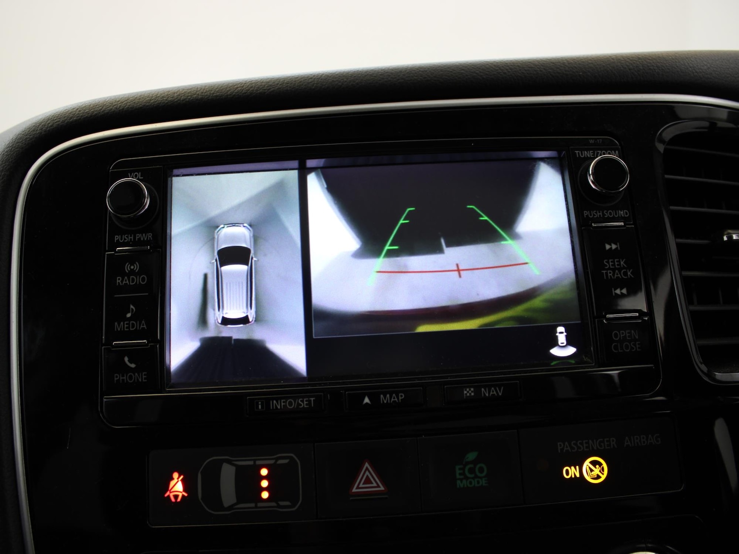 Used Mitsubishi Outlander 2017 for sale - 77842919: Photo 18