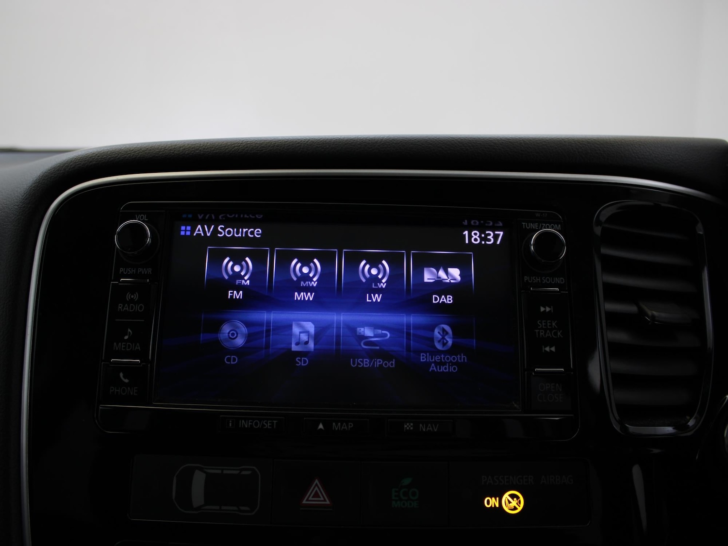 Used Mitsubishi Outlander 2017 for sale - 77842919: Photo 20