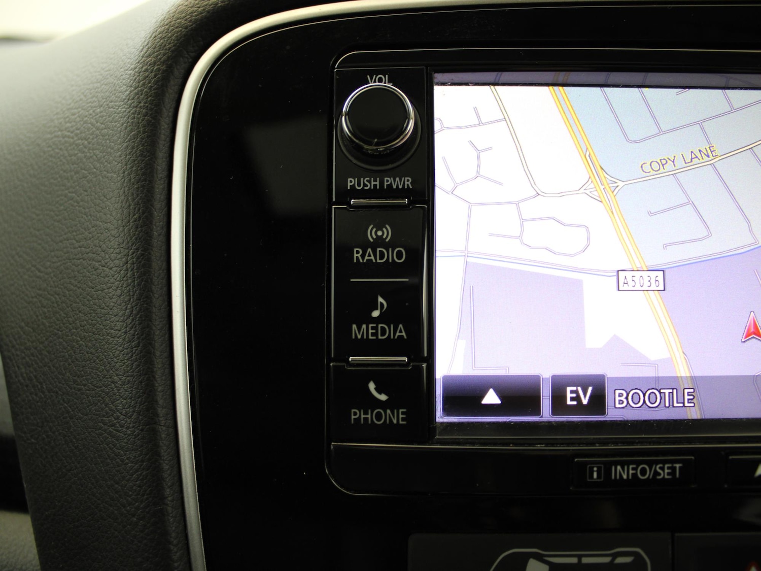 Used Mitsubishi Outlander 2017 for sale - 77842919: Photo 25