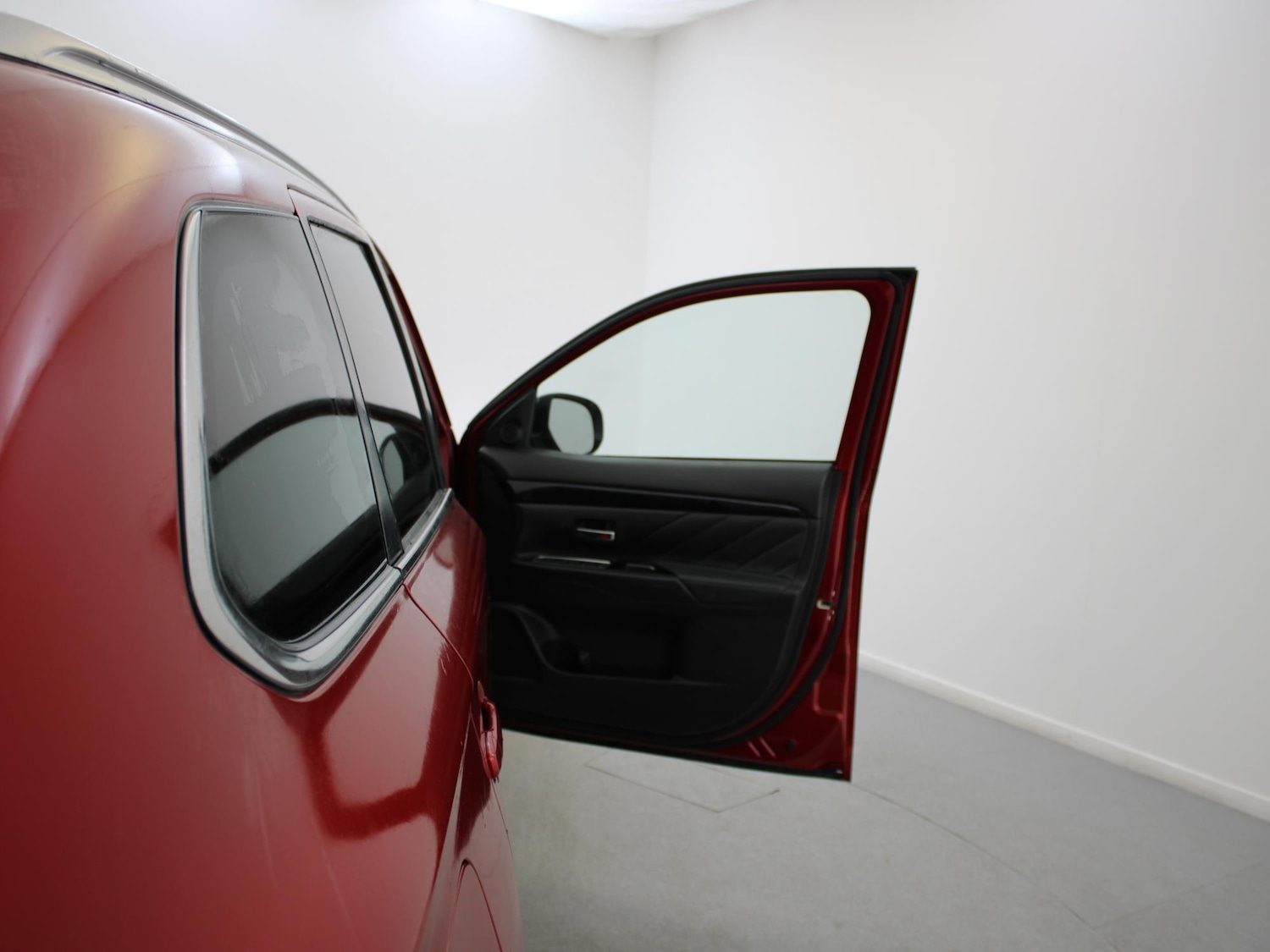 Used Mitsubishi Outlander 2017 for sale - 77842919: Photo 40