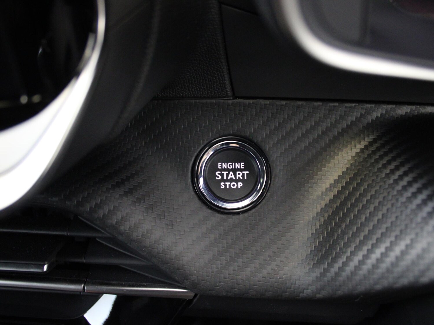 Used Peugeot 2008 2023 for sale - 76373990: Photo 16