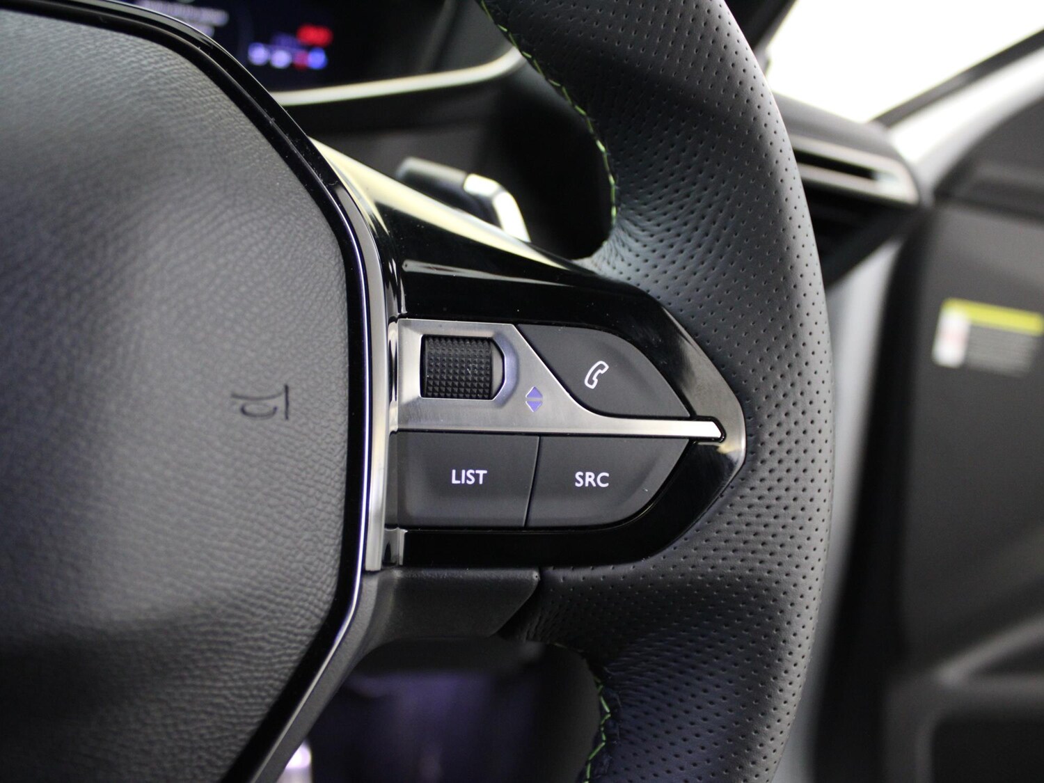 Used Peugeot 2008 2023 for sale - 76373990: Photo 36