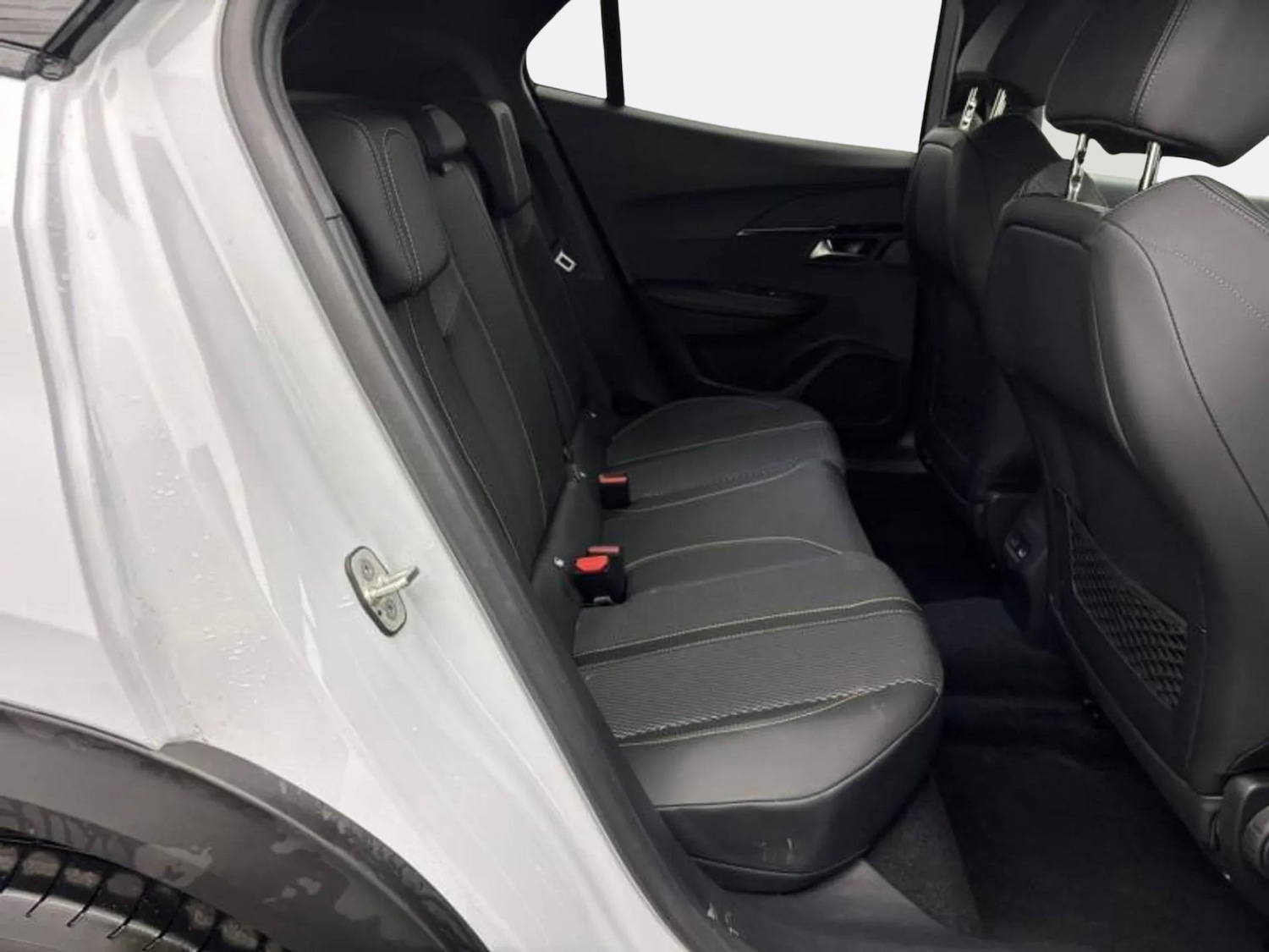 Used Peugeot 2008 2023 for sale - 76373990: Photo 5