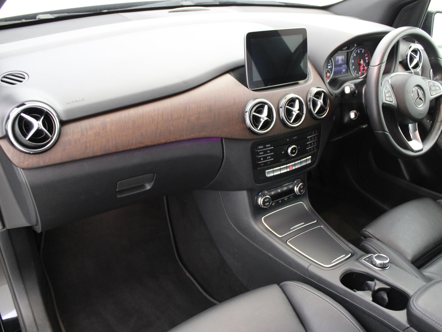 Used Mercedes-Benz B Class 2019 for sale - 76789732: Photo 14