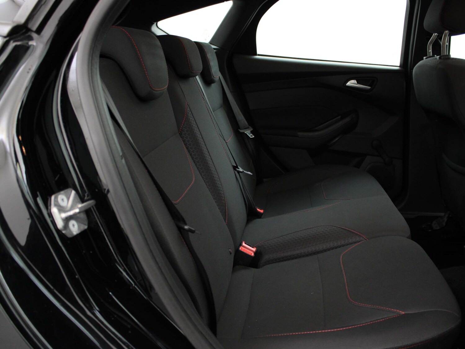 Used Ford Focus 2018 for sale - 77943865: Photo 10