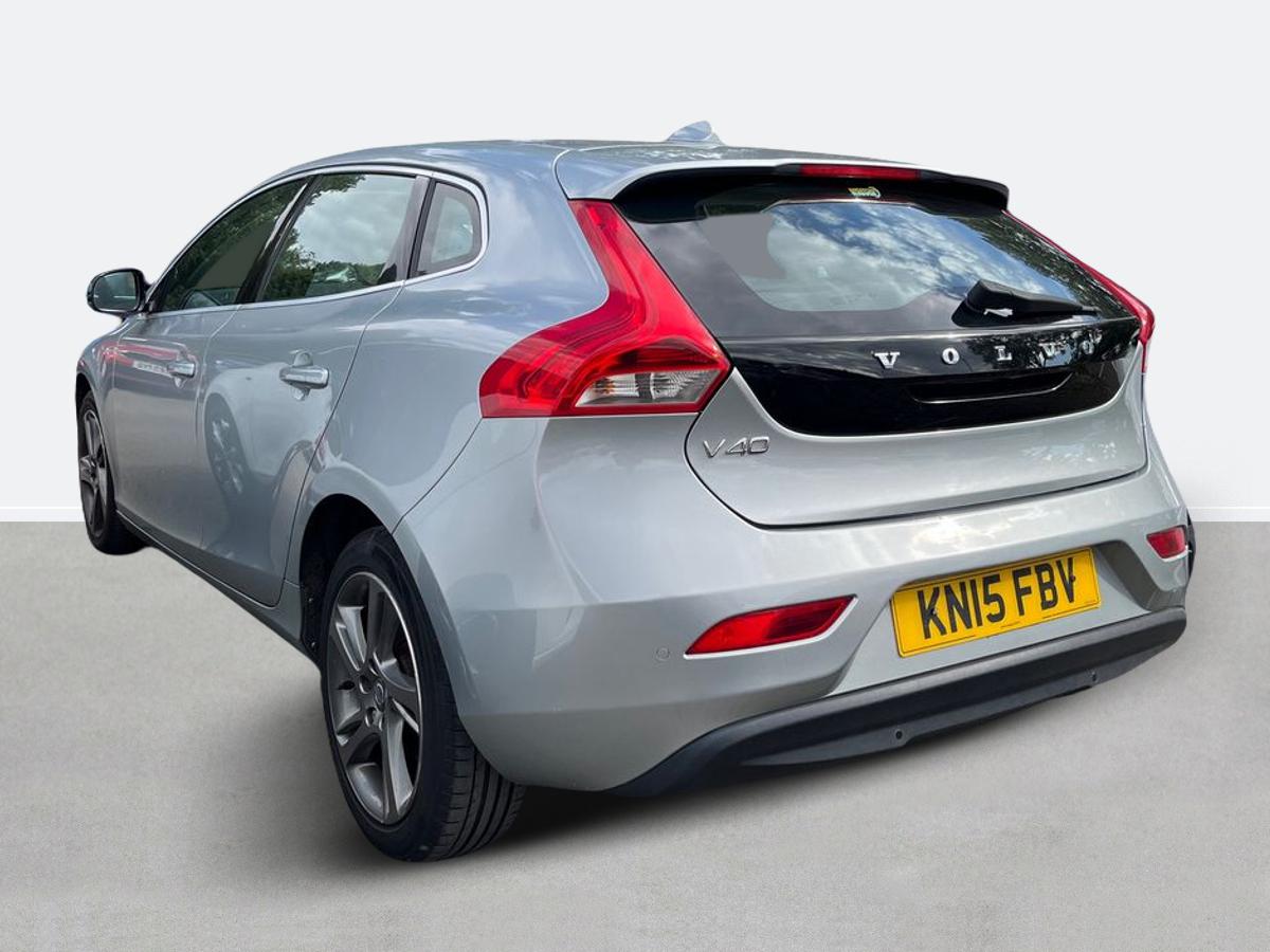 Used Volvo V40 2015 for sale - 76662179: Photo 3