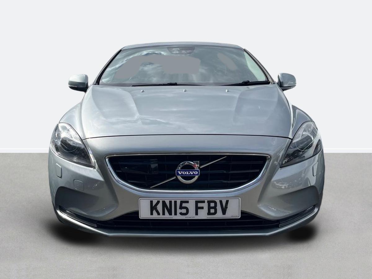 Used Volvo V40 2015 for sale - 76662179: Photo 4